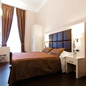 https://cenci-bb.it-romehotels.com